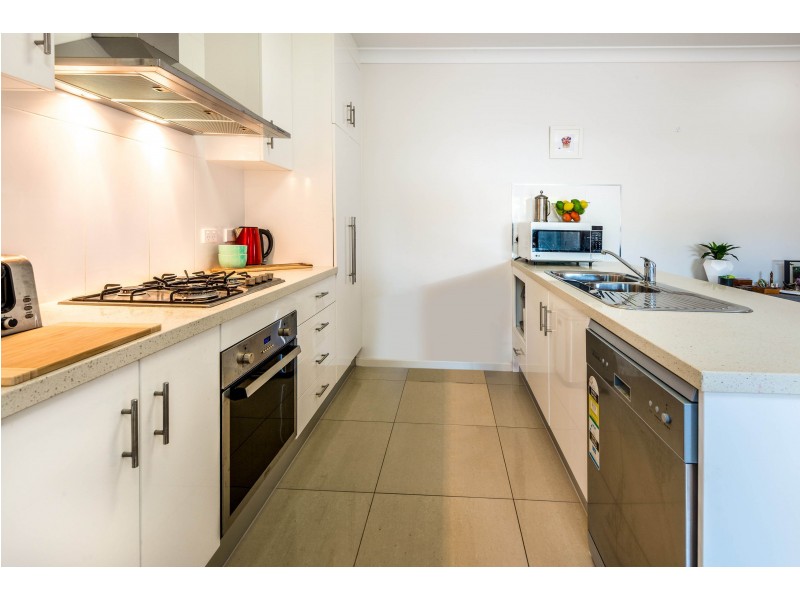 8 Ewan Glen, Trinity Park QLD 4879