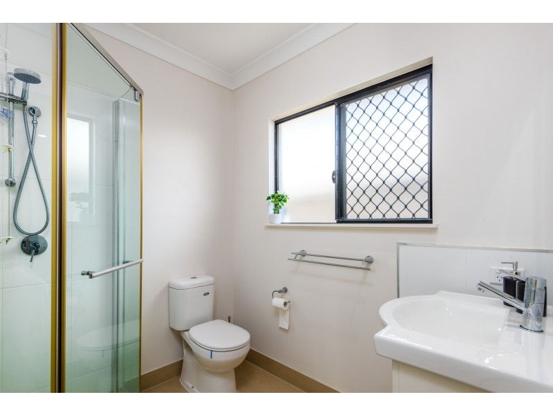 8 Ewan Glen, Trinity Park QLD 4879