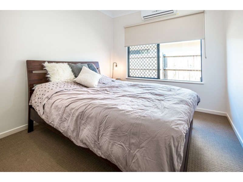 8 Ewan Glen, Trinity Park QLD 4879