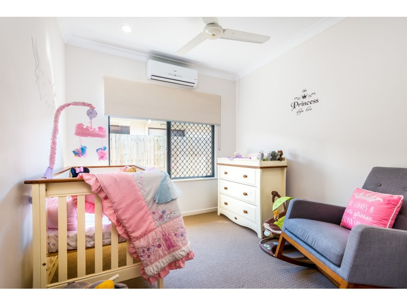 8 Ewan Glen, Trinity Park QLD 4879