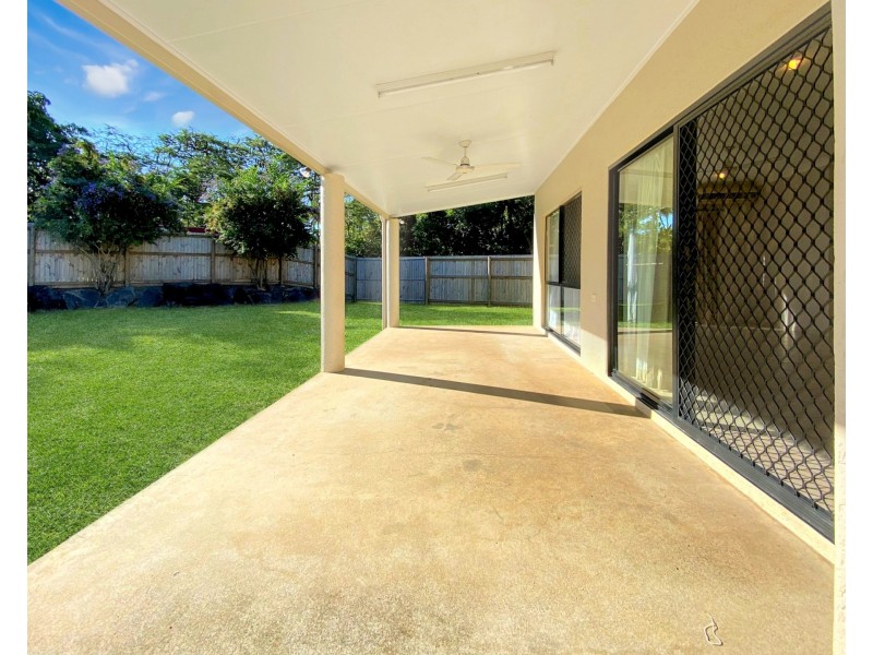 14 Sailfish Close, Kanimbla QLD 4870