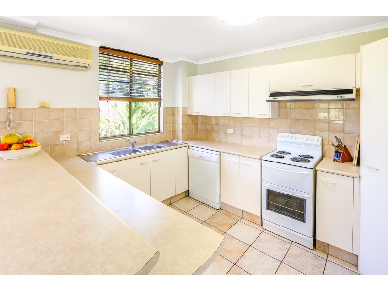 9/119 Arlington Esplanade, Clifton Beach QLD 4879