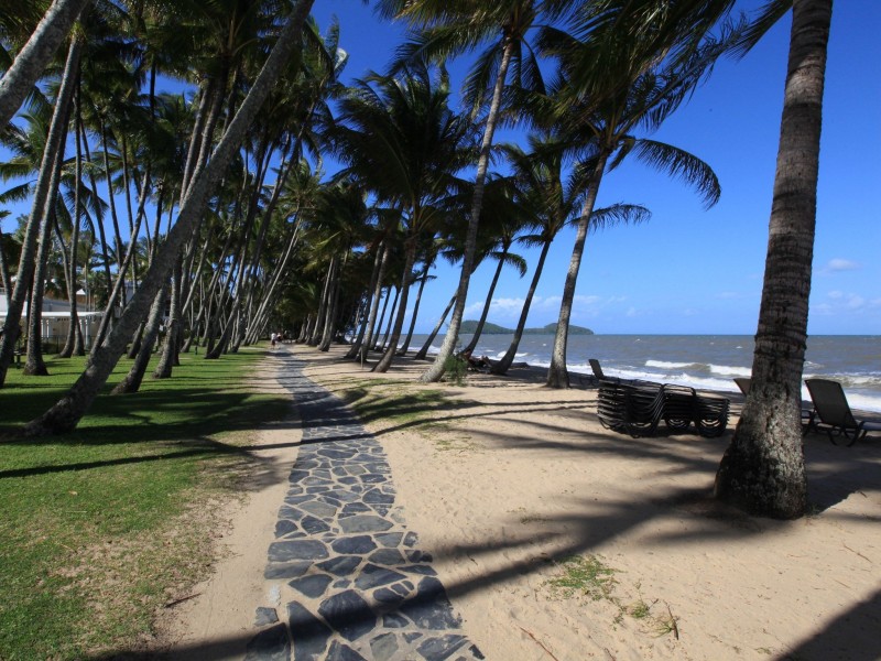 9/119 Arlington Esplanade, Clifton Beach QLD 4879