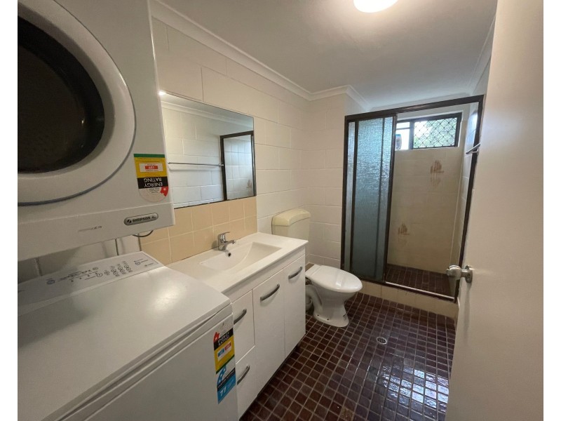 4/439 Severin Street, Manunda QLD 4870