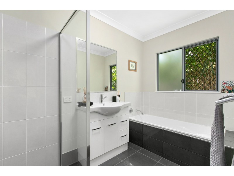 34 Lagoon Drive, Trinity Beach QLD 4879