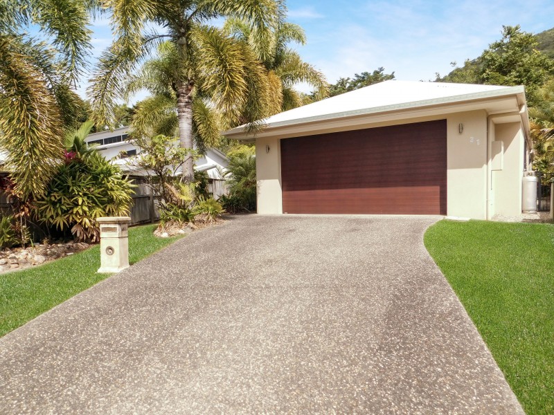31 Aurelia Road, Palm Cove QLD 4879