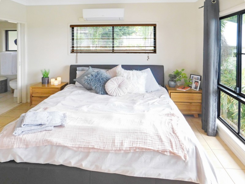 17 Guthrie Close, Bentley Park QLD 4869