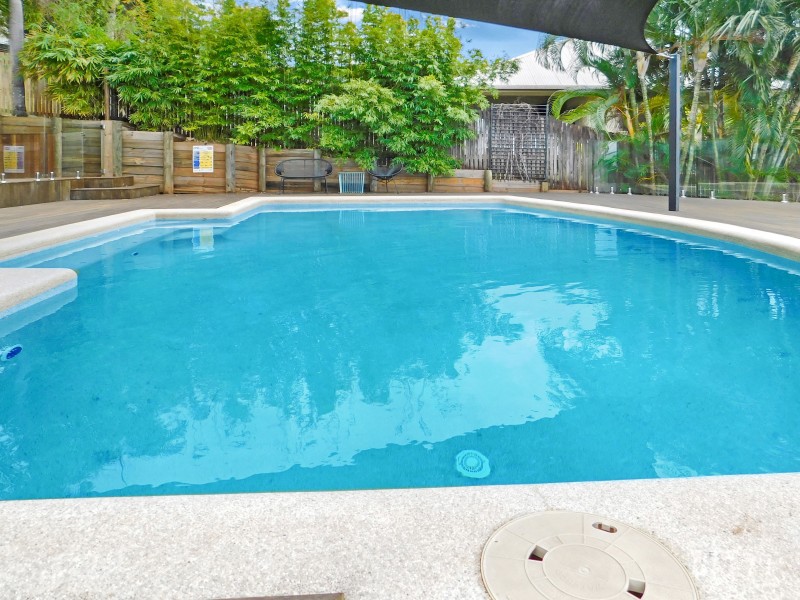 17 Guthrie Close, Bentley Park QLD 4869