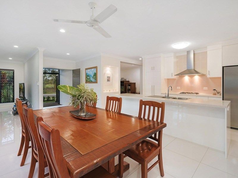 1 Beachfront Ave, Trinity Beach QLD 4879