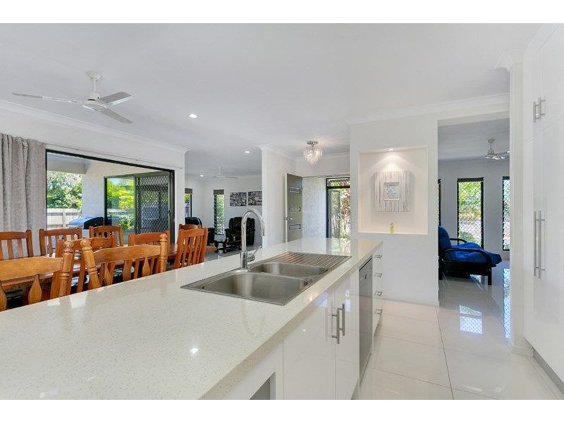 1 Beachfront Ave, Trinity Beach QLD 4879