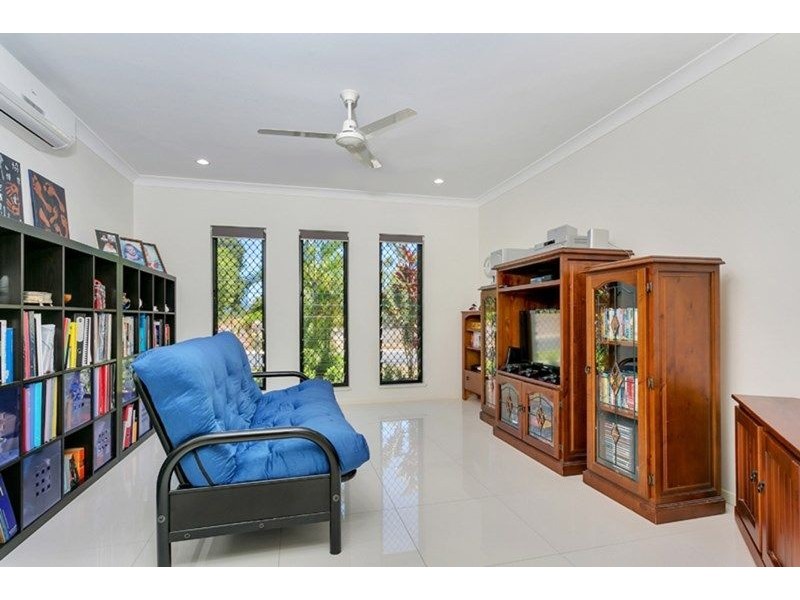 1 Beachfront Ave, Trinity Beach QLD 4879