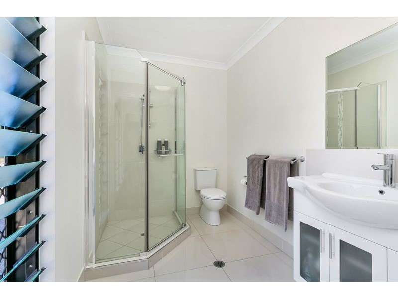 1 Beachfront Ave, Trinity Beach QLD 4879