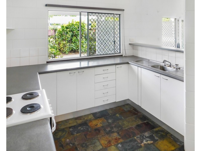 1/35 Poolwood Road, Kewarra Beach QLD 4879