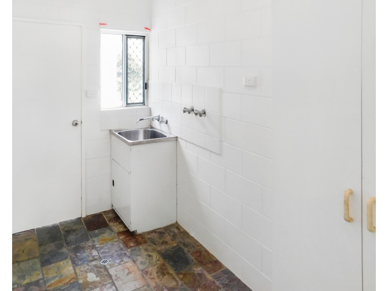 1/35 Poolwood Road, Kewarra Beach QLD 4879