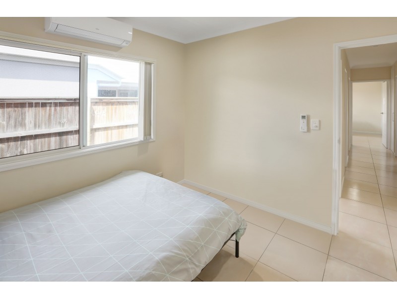 52 Seaways St, Trinity Beach QLD 4879