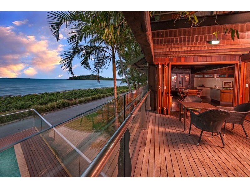 9 Arlington Esp, Clifton Beach QLD 4879