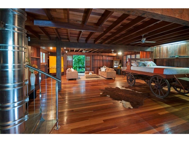 9 Arlington Esp, Clifton Beach QLD 4879