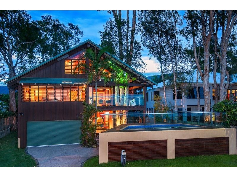 9 Arlington Esp, Clifton Beach QLD 4879