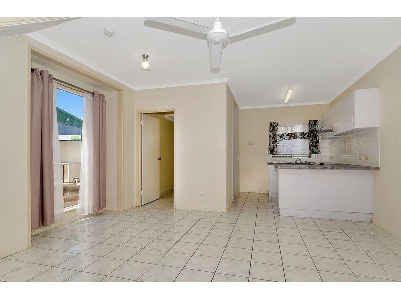 1/5 Balaclava Road, Earlville QLD 4870
