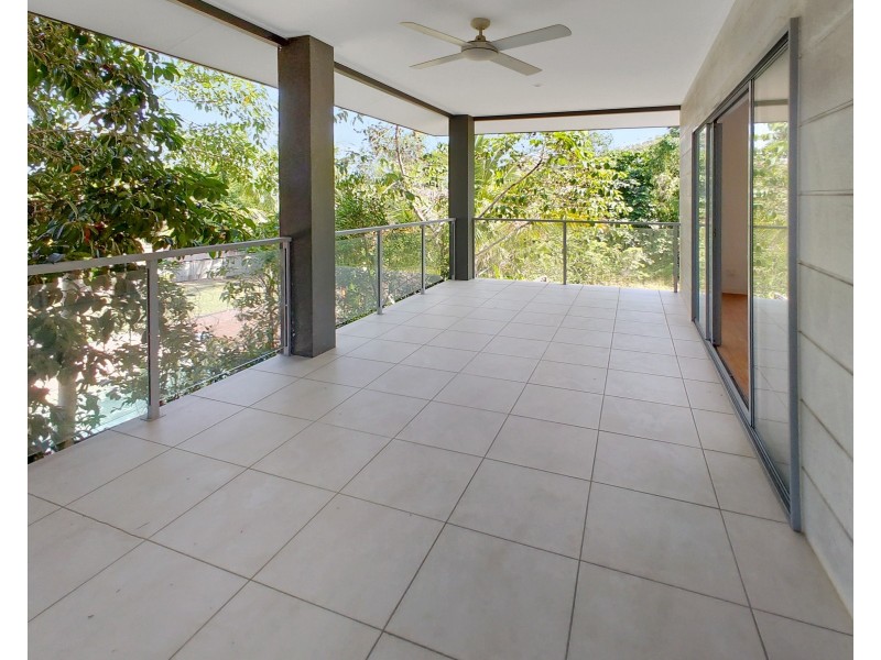 2/9 Rossmann Road, Smithfield QLD 4878