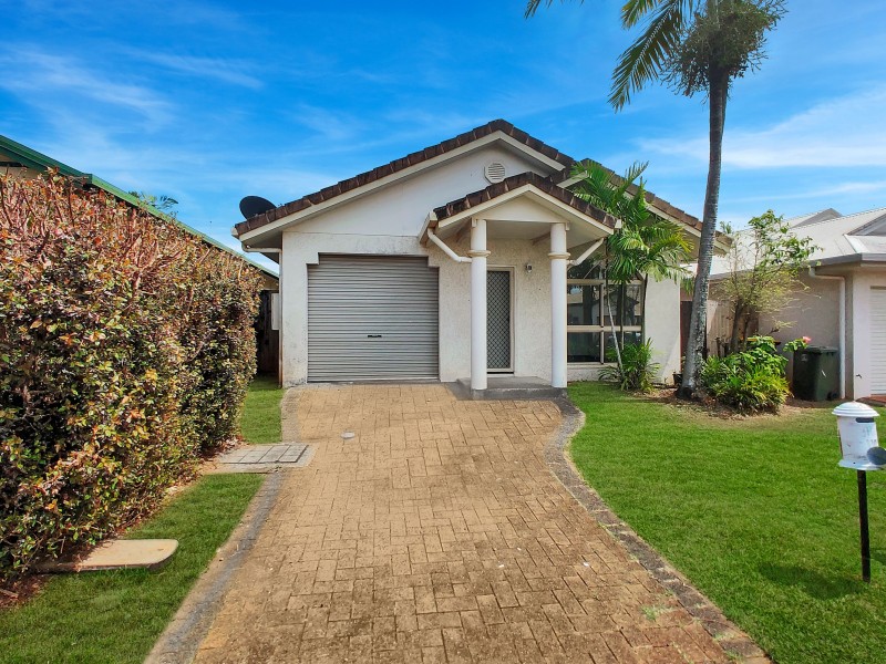 20 Silky Oak Court, Mooroobool QLD 4870