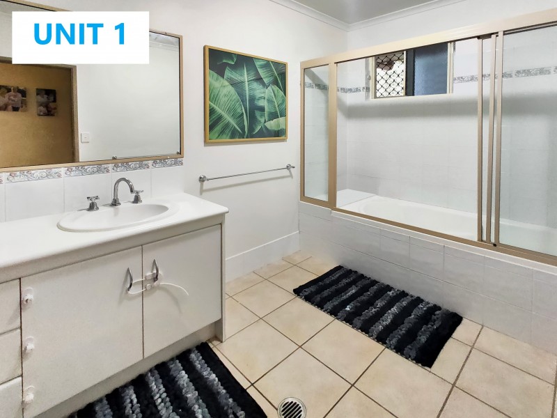 60 Cedar Road, Palm Cove QLD 4879