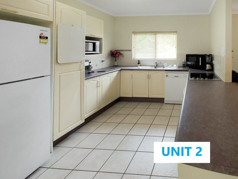 60 Cedar Road, Palm Cove QLD 4879