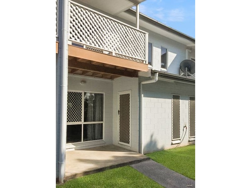 3/106 Callaghan Street, Mooroobool QLD 4870