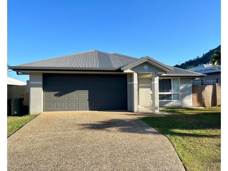 17 Elphinstone Street, Kanimbla QLD 4870