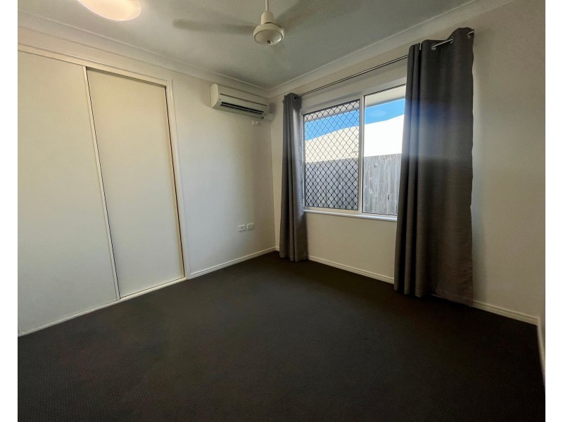 17 Elphinstone Street, Kanimbla QLD 4870