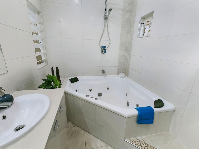 37 Portsea Crescent, Kewarra Beach QLD 4879