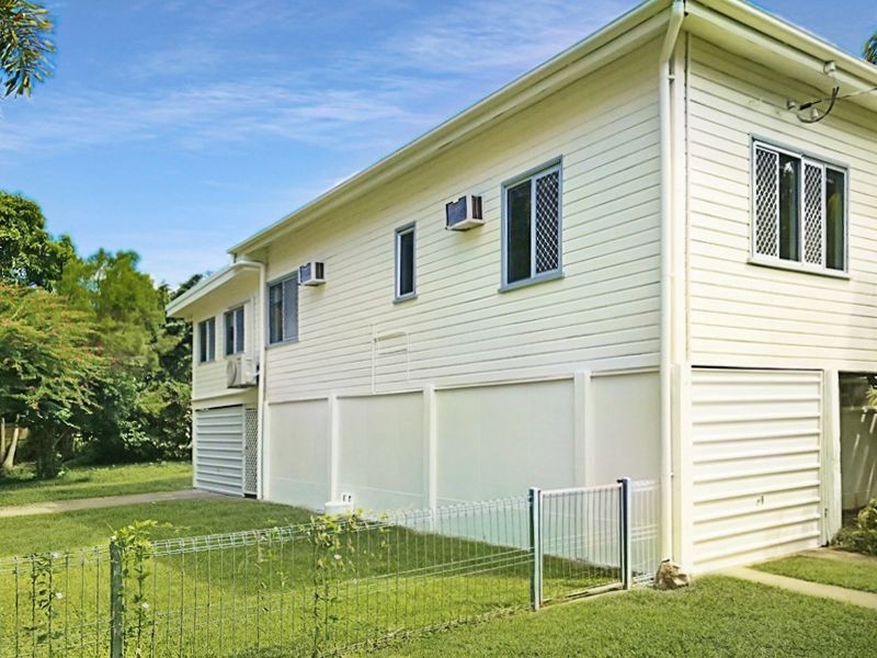 69 Hayward Street, Mooroobool QLD 4870