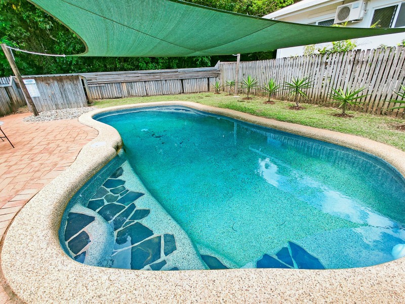 9 Krakatoa Court, Smithfield QLD 4878