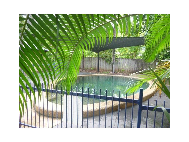7/6-10 Hedley Close, Redlynch QLD 4870