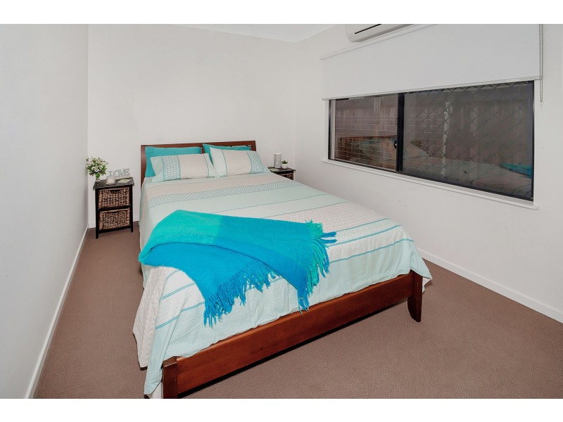 12 Singleton Close, Smithfield QLD 4878