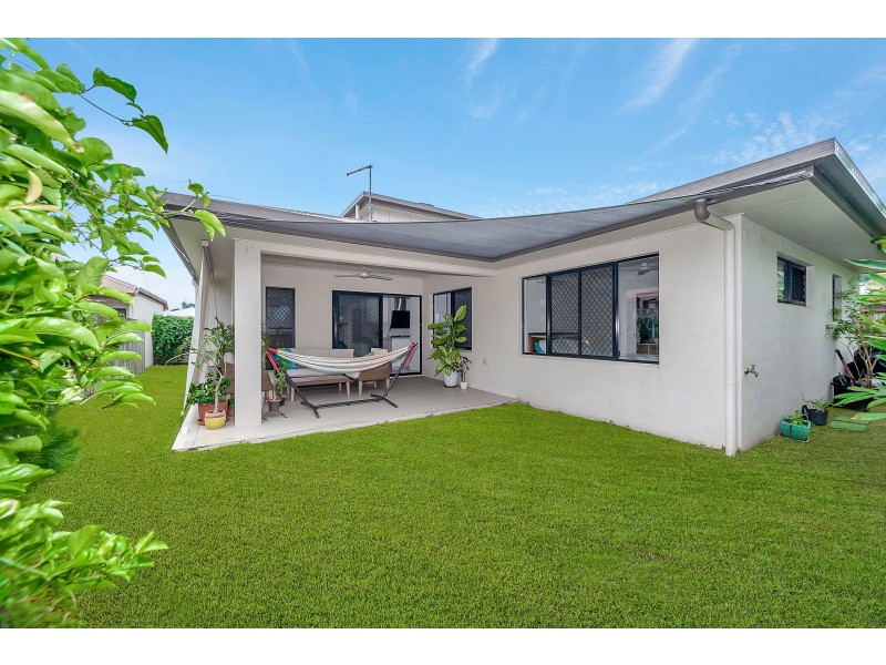 12 Singleton Close, Smithfield QLD 4878