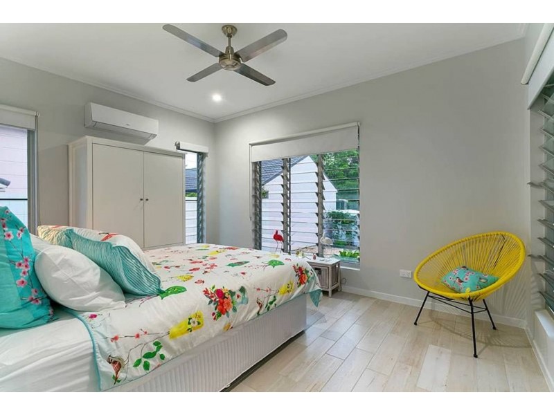 143 O’Shea Esplanade, Machans Beach QLD 4878