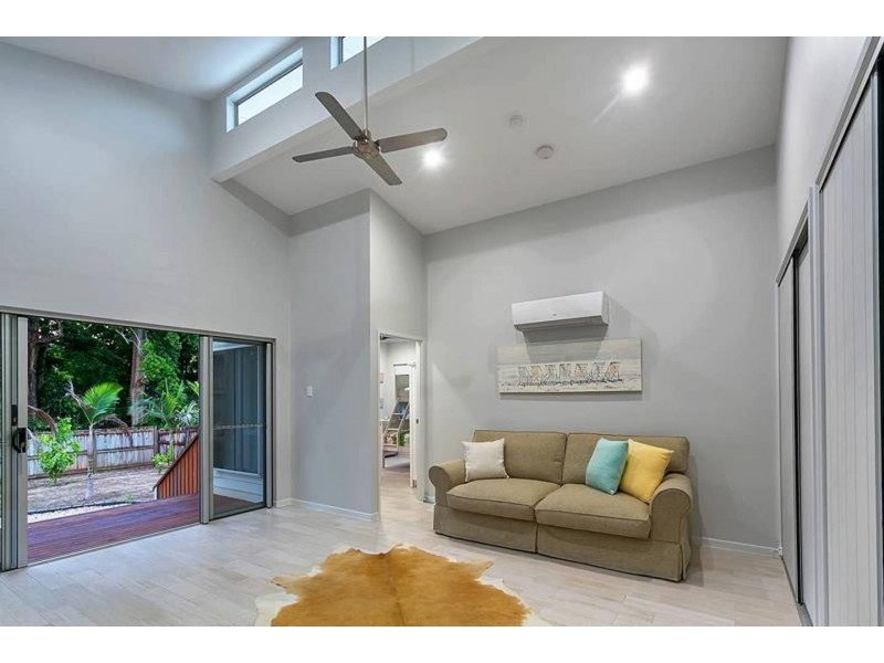 143 O’Shea Esplanade, Machans Beach QLD 4878