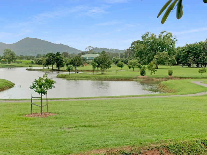 42 Impey Street, Caravonica QLD 4878