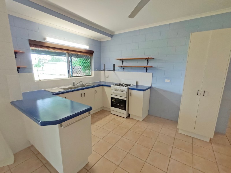 42 Impey Street, Caravonica QLD 4878