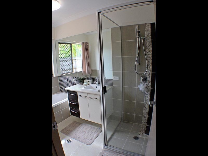 28 Goldberg Close, White Rock QLD 4868