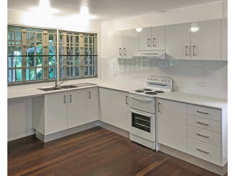 5 Fleming Street, Edge Hill QLD 4870