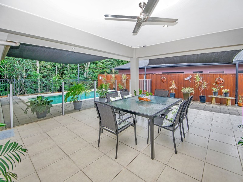 10 Greenvale Close, Smithfield QLD 4878