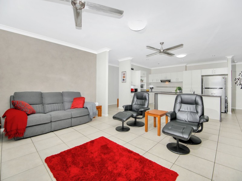 10 Greenvale Close, Smithfield QLD 4878