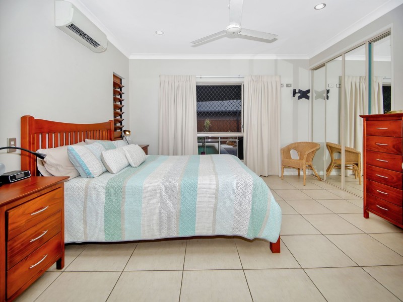 10 Greenvale Close, Smithfield QLD 4878