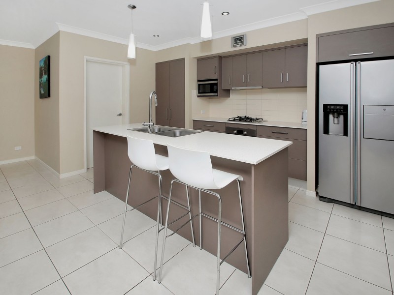 3 Anson Street, Bentley Park QLD 4869