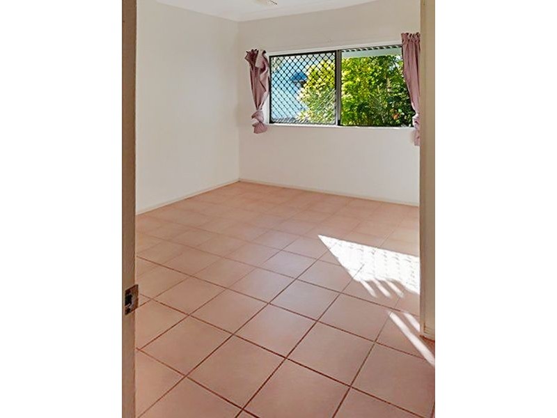 2/34 Springfield Crescent, Manoora QLD 4870