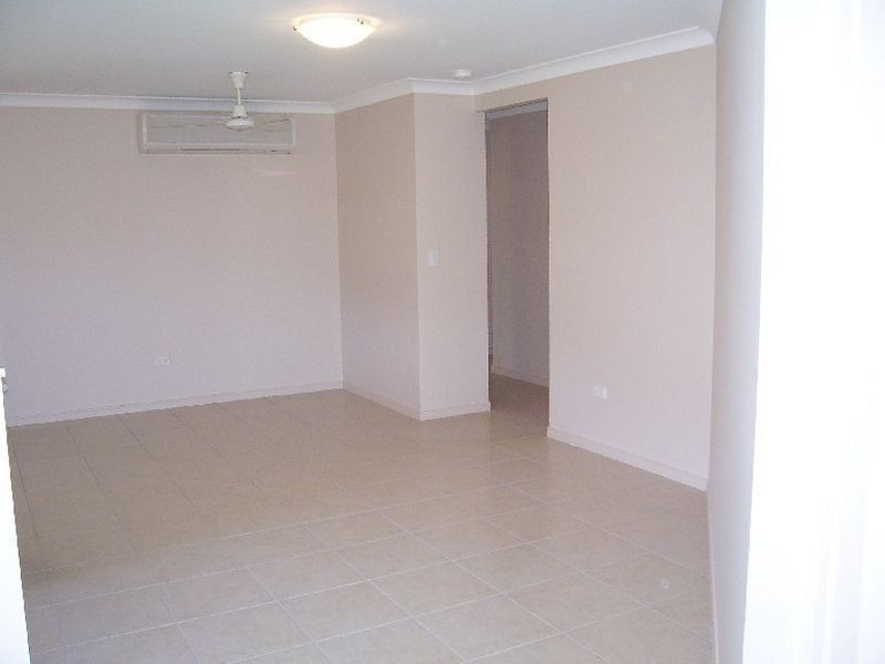 7 Cliffdale Street, Bentley Park QLD 4869