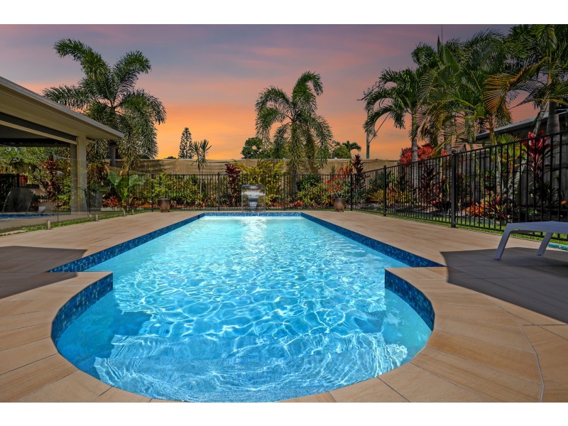 9 Como Close, Kewarra Beach QLD 4879