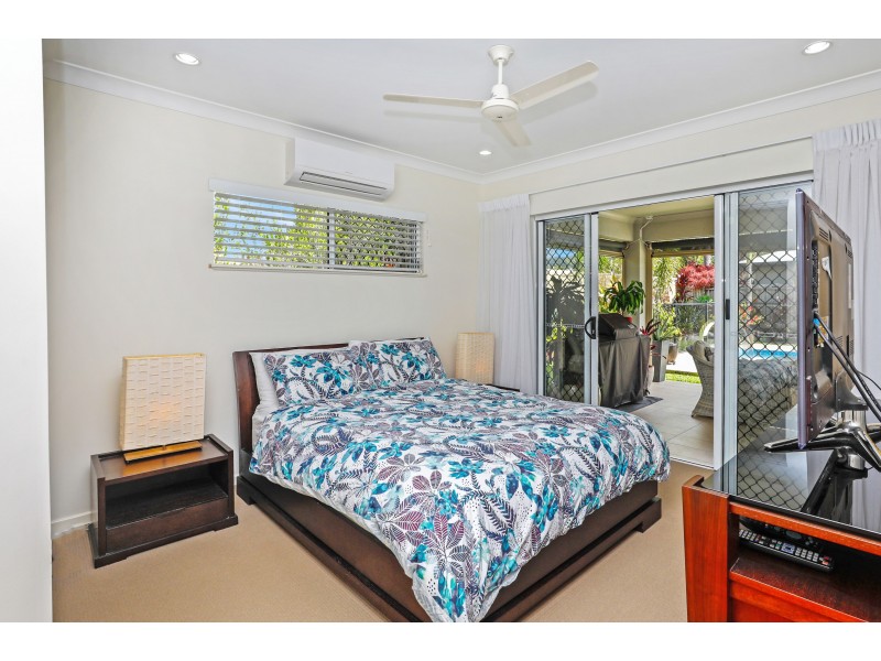 9 Como Close, Kewarra Beach QLD 4879
